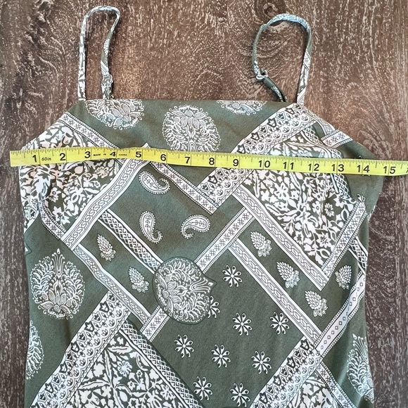 SHEIN Green Patterned Dress and Brown Sleeveless Top Set - Picture 7 of 12